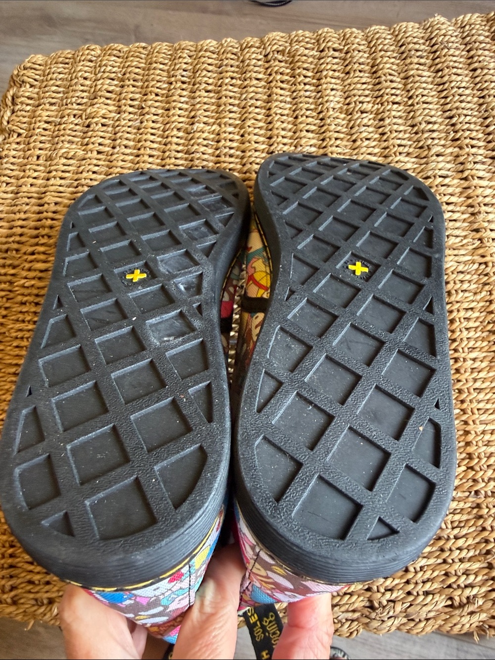 Perfect Dr. Martens Shoreditch Boot Womens Good Sanrio Hello Kitty 2014 - Picture 5 of 6